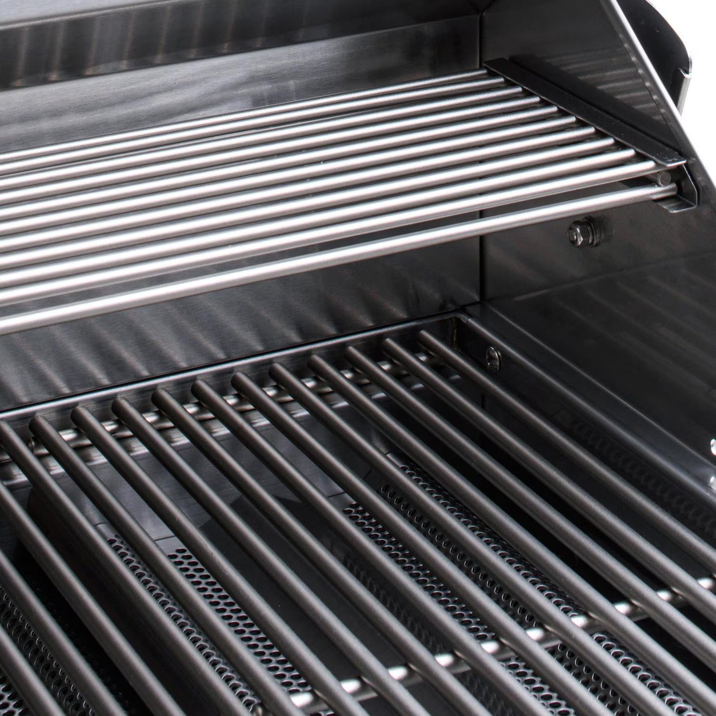 Blaze LBM 25-Inch 3-Burner Built-In Propane & Natural Gas Grill