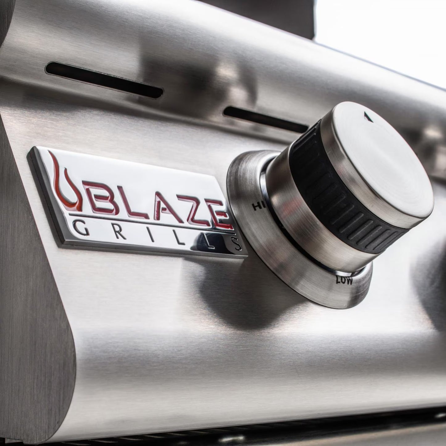 Blaze LBM 25-Inch 3-Burner Built-In Propane & Natural Gas Grill