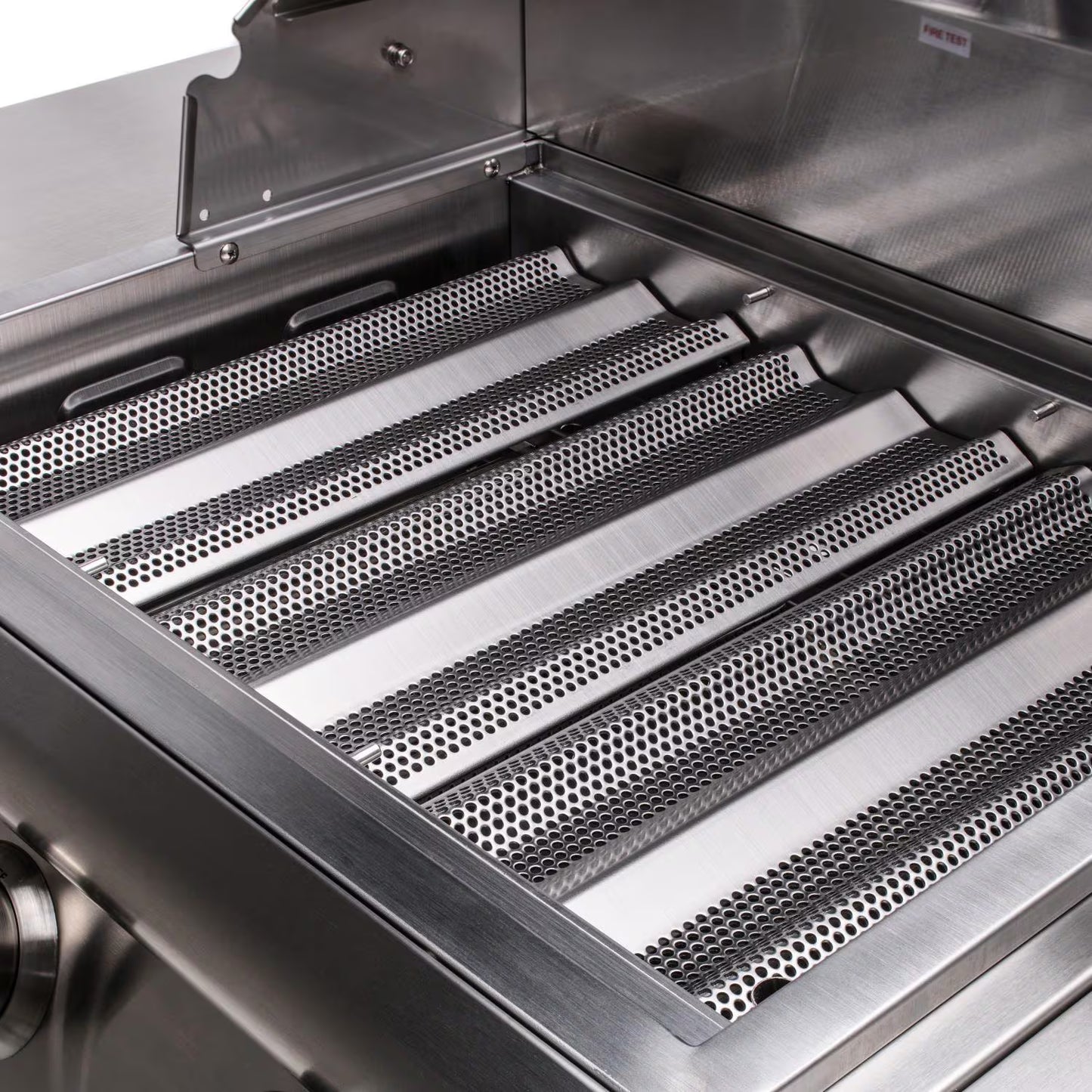 Blaze LBM 25-Inch 3-Burner Built-In Propane & Natural Gas Grill