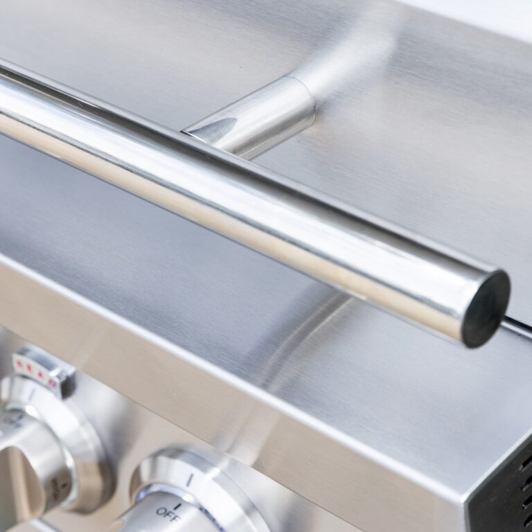 Sizzler Pro 32″ Built-in Grill