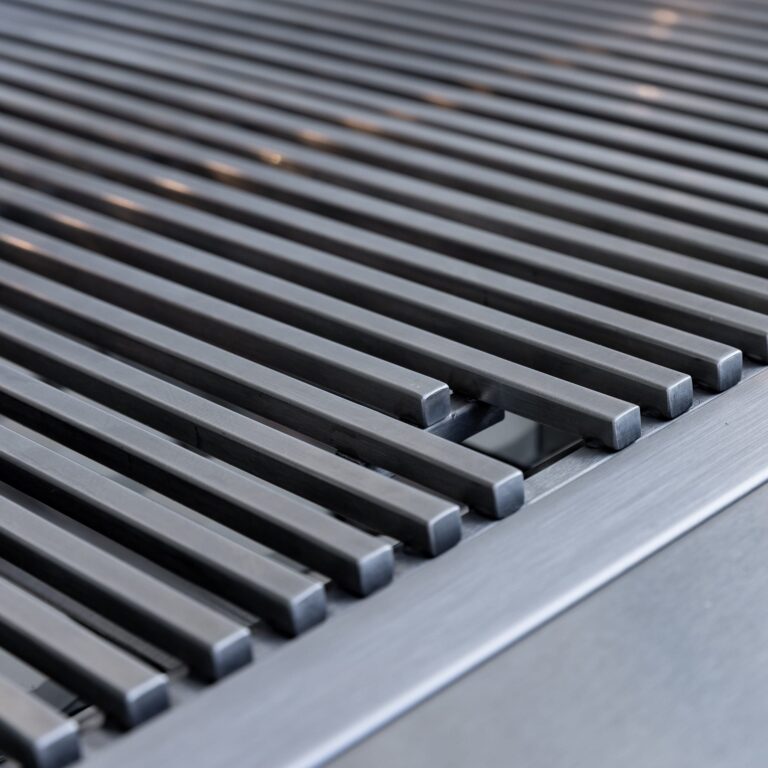 Summerset TRL Pro 32″ Built-In Grill