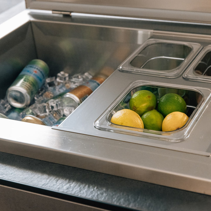 Summerset 28″ x 21″ Ice Chest