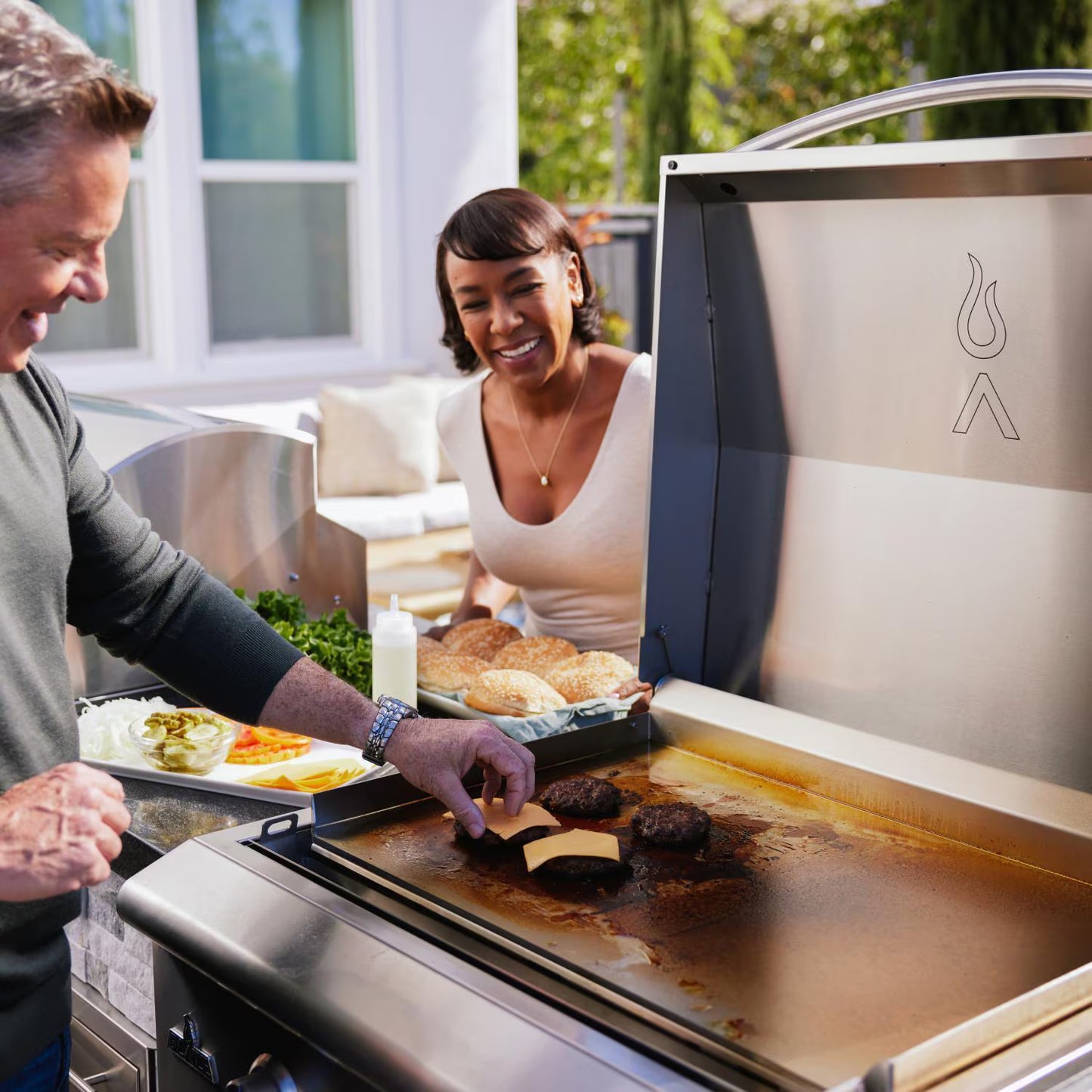 Blaze LTE+ 30-Inch Built-in Propane Gas/Natural Griddle w/ Lift-Assist Hood