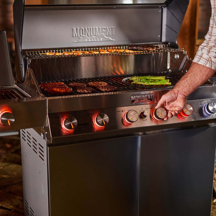 Monument Grills - Denali 605Pro | Stainless Smart Propane Gas Grill