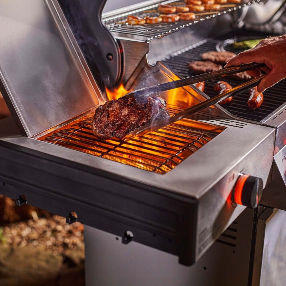 Monument Grills - Denali 605Pro | Stainless Smart Propane Gas Grill
