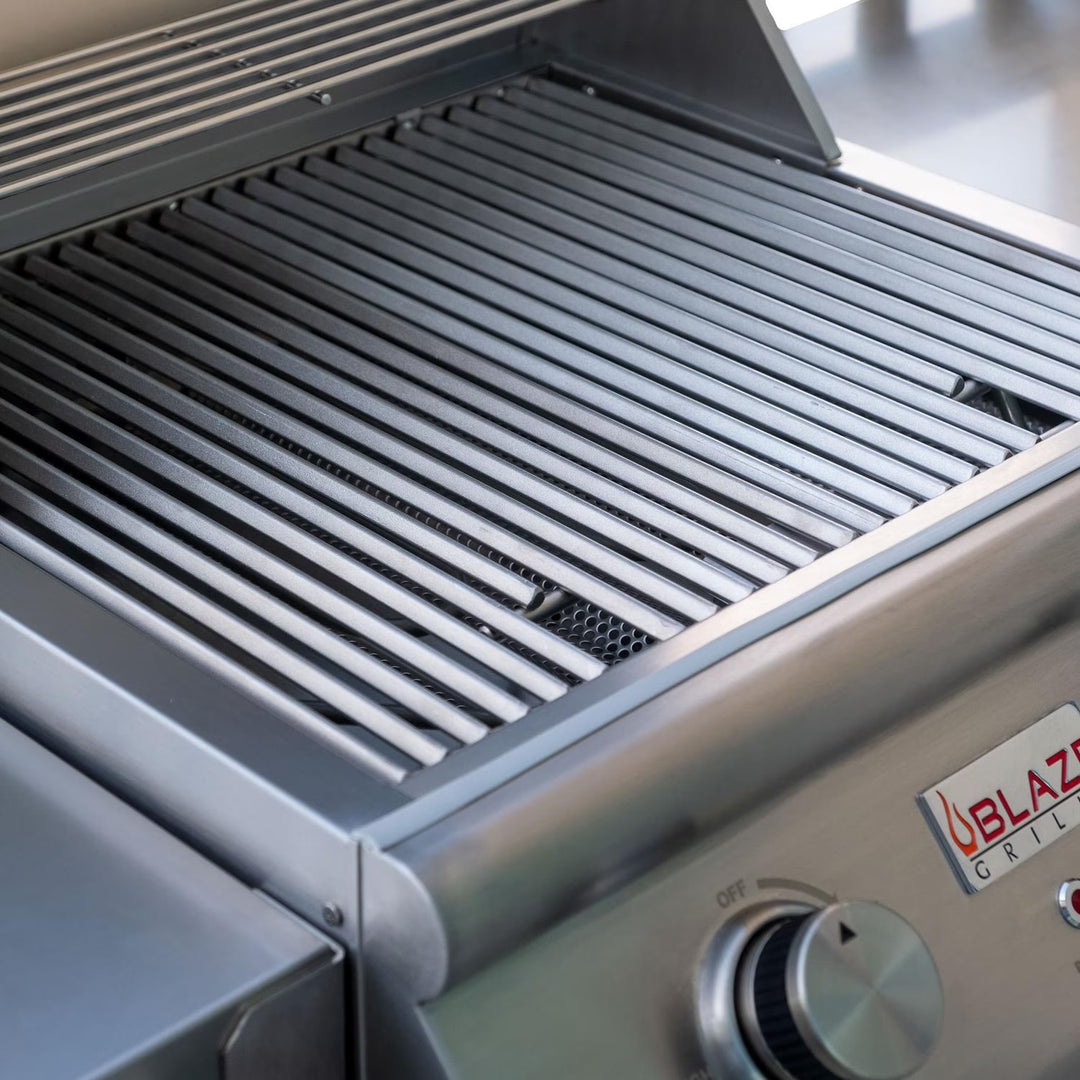 Blaze 21-Inch 1500 Watt Electric Grill on Pedestal with Side Shelves