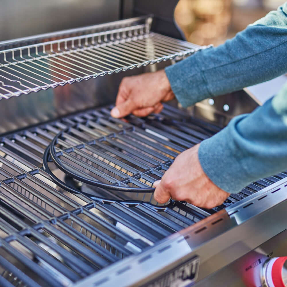 Monument Grills - Denali 605Pro | Stainless Smart Propane Gas Grill