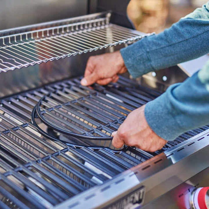 Monument Grills - Denali 605Pro | Stainless Smart Propane Gas Grill